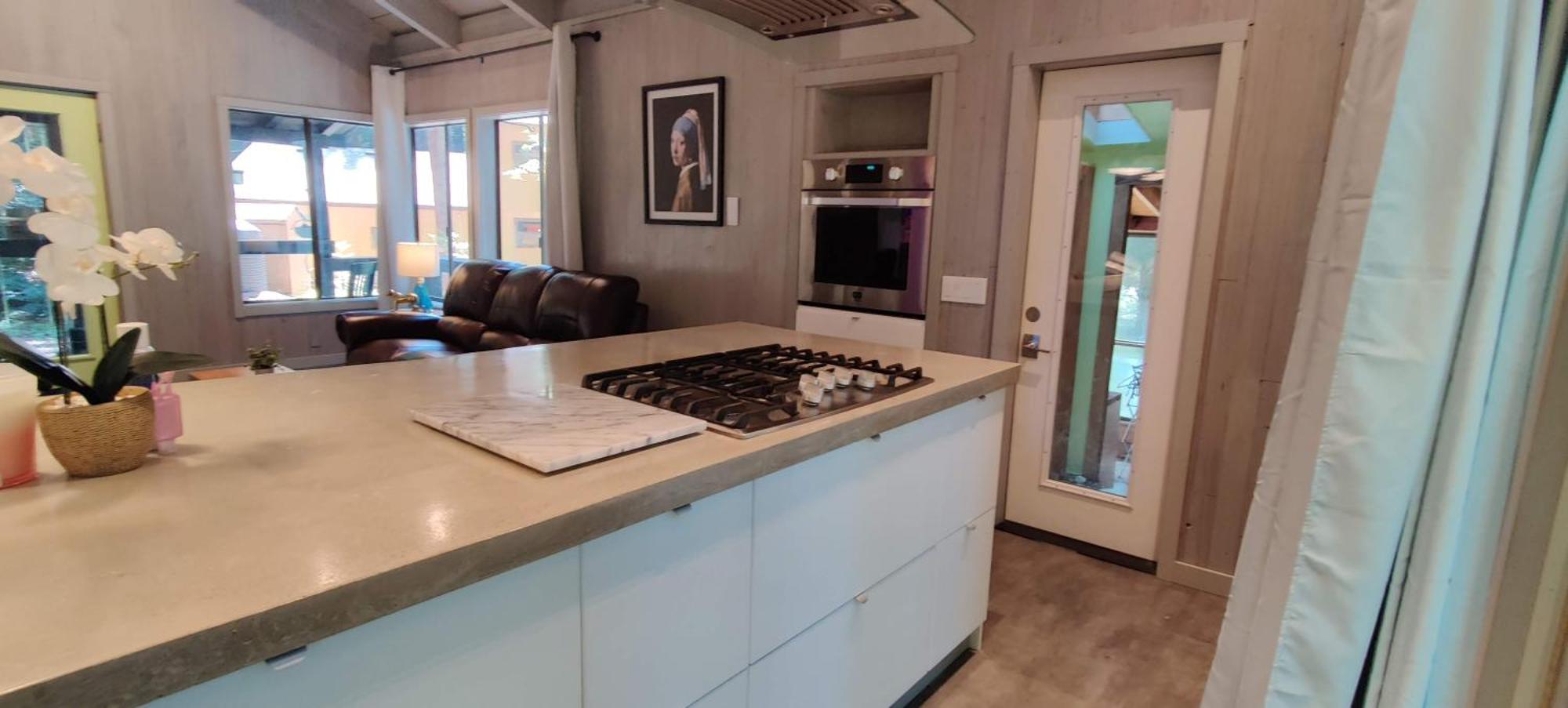 Occidental Modern House W. Fast Internet In 1 Acre Land 빌라 외부 사진