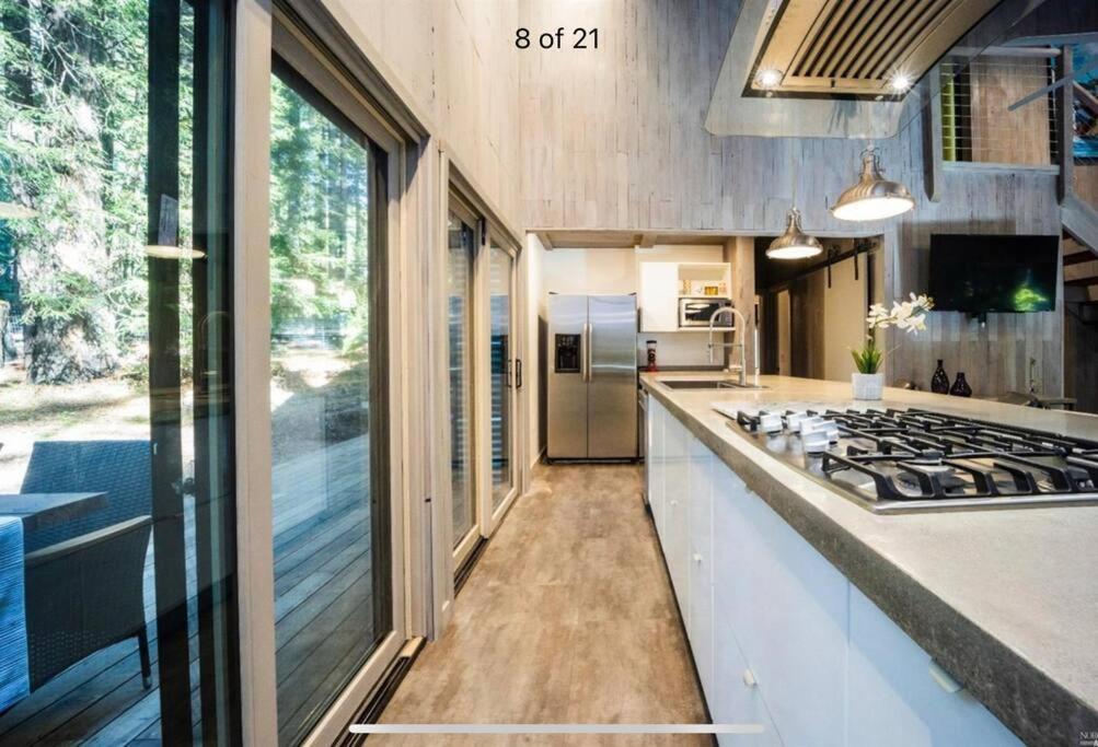 Occidental Modern House W. Fast Internet In 1 Acre Land 빌라 외부 사진